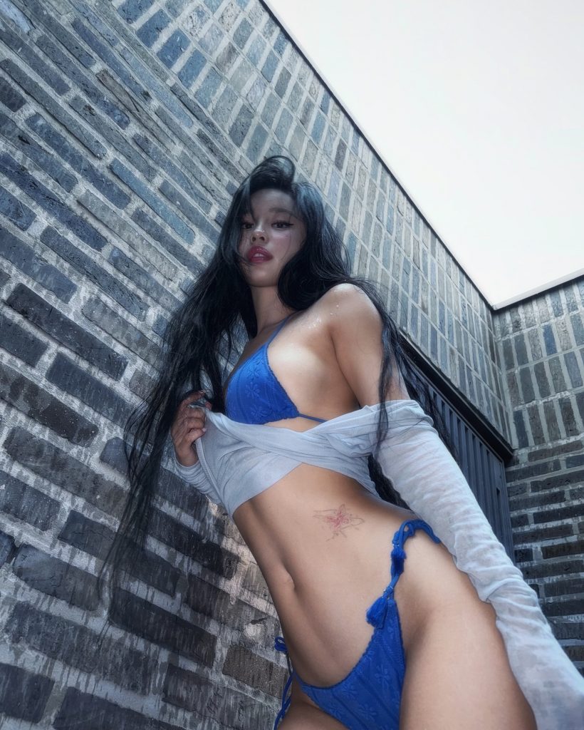 Ảnh sexy Youha bikini