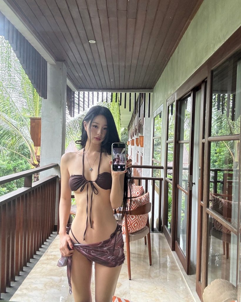 ảnh sexy youha bikini